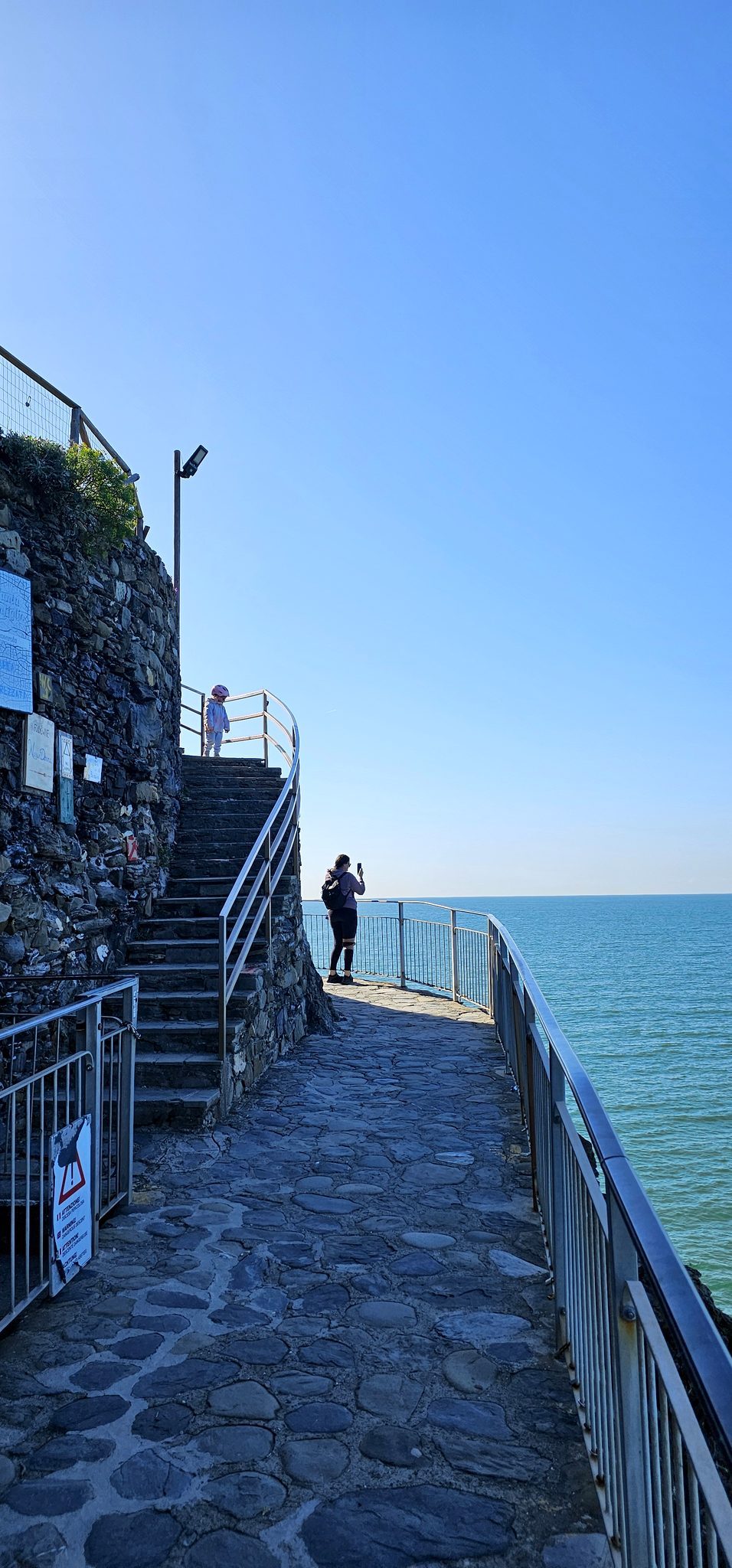 The harbour path in Manarola